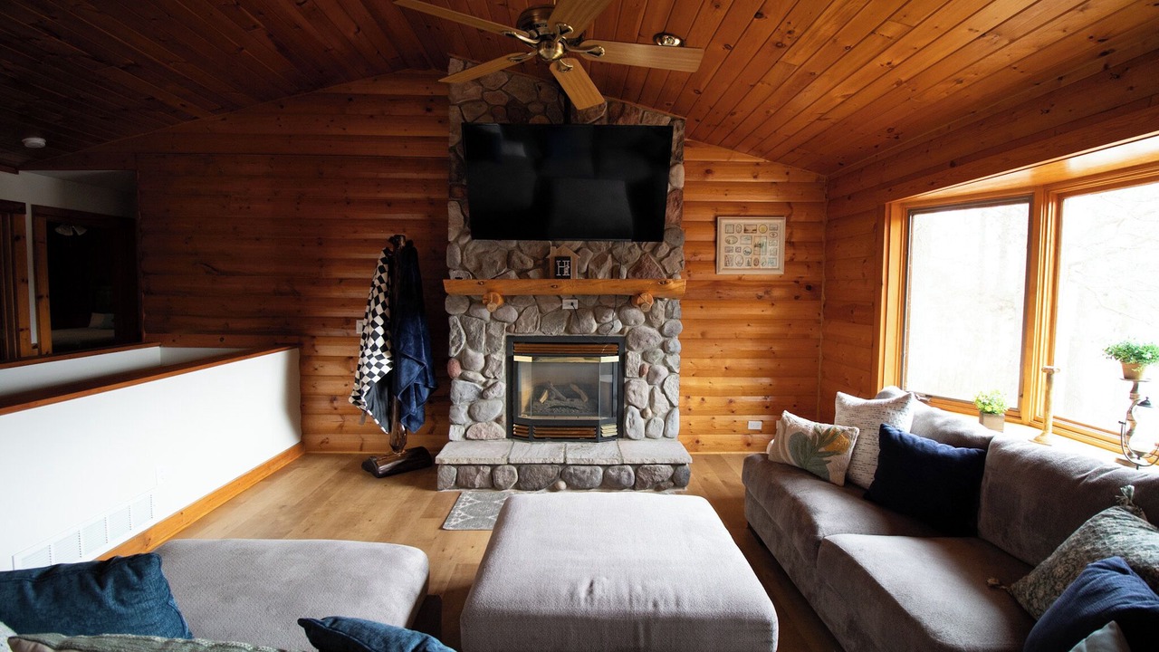 Photo of Livingroom in Crosslake