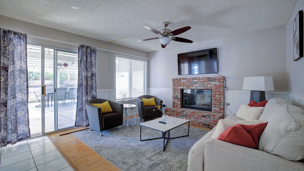 Photo of Livingroom in Moreno Valley