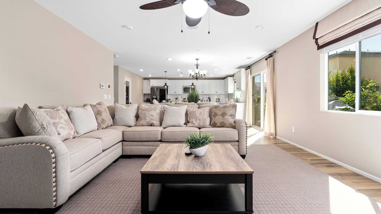 Photo of Livingroom in Moreno Valley