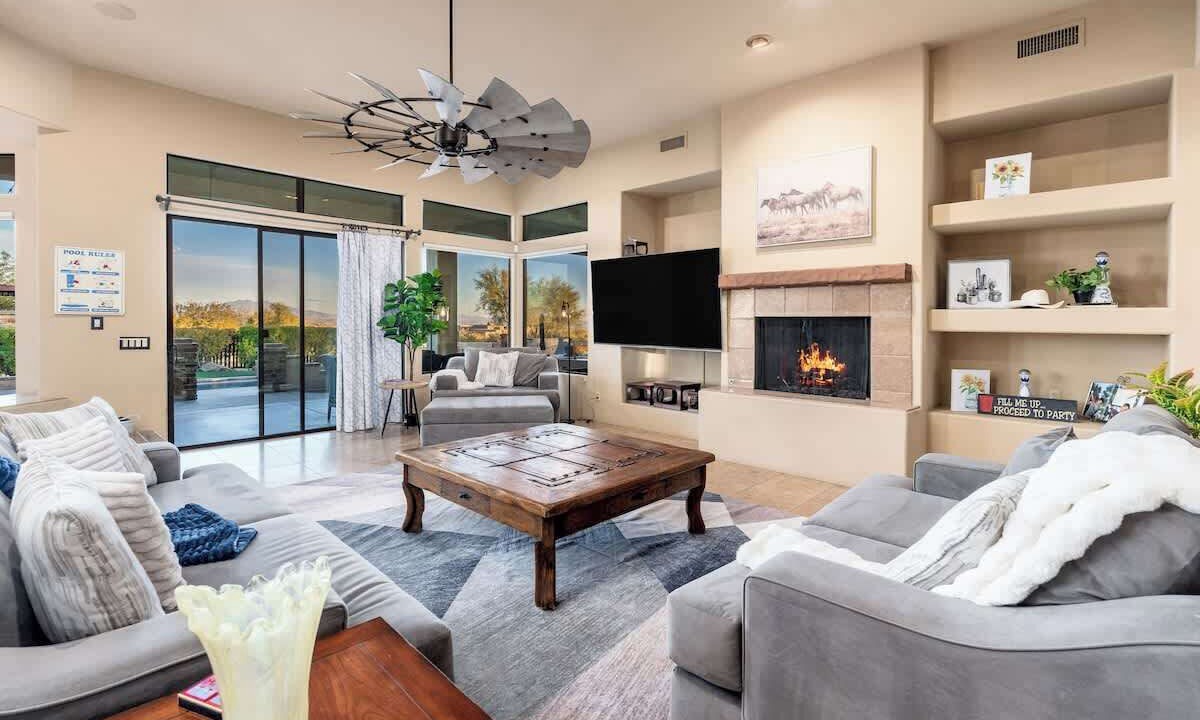 Photo of Livingroom in Rio Verde Foothills