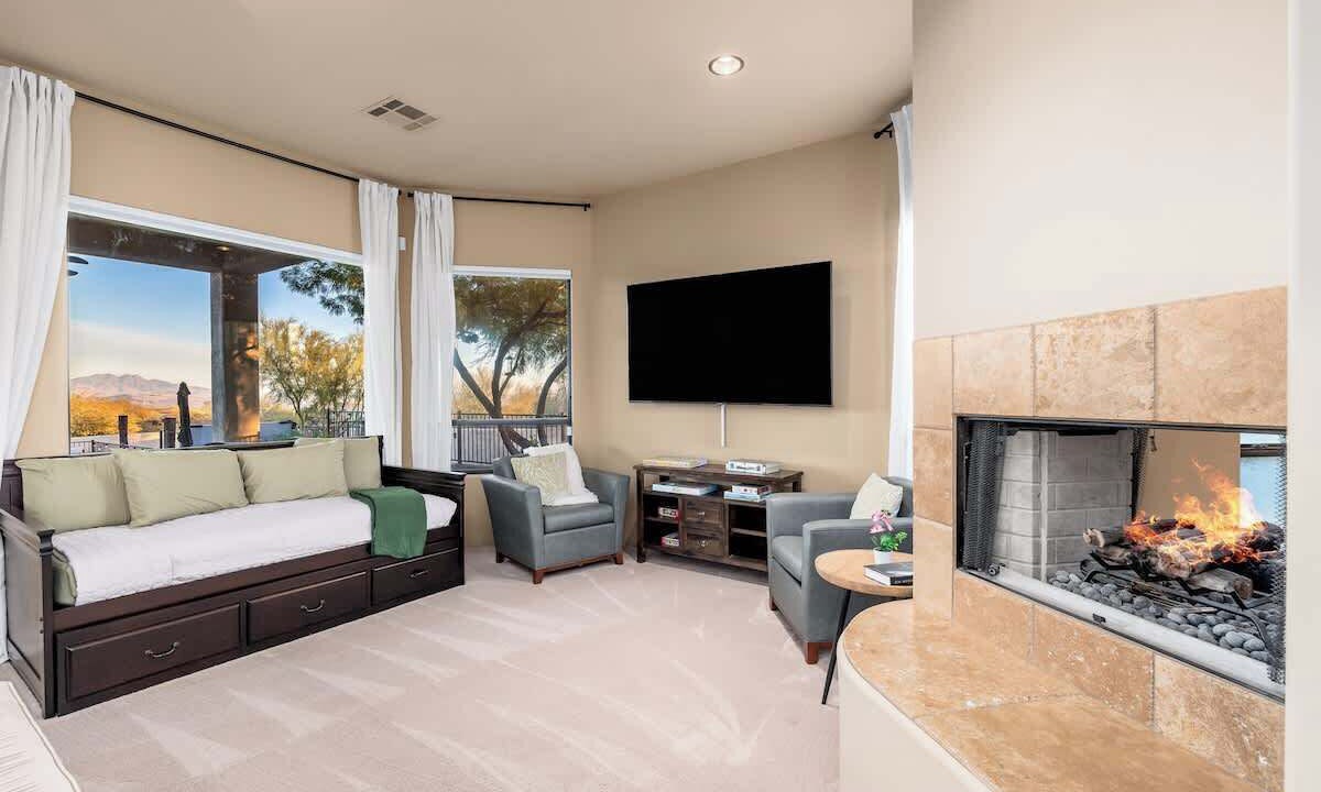 Photo of Livingroom in Rio Verde Foothills