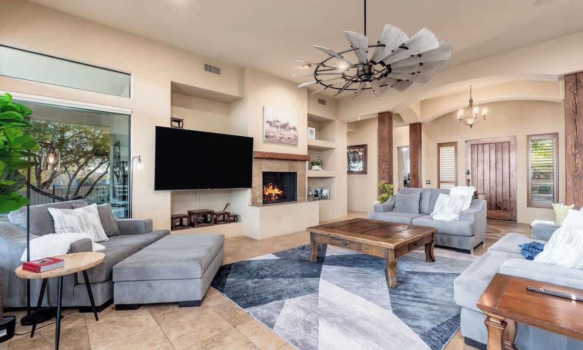 Photo of Livingroom in Rio Verde Foothills
