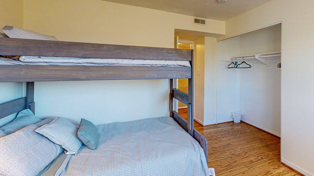 Photo of Bedroom in Thousand Oaks