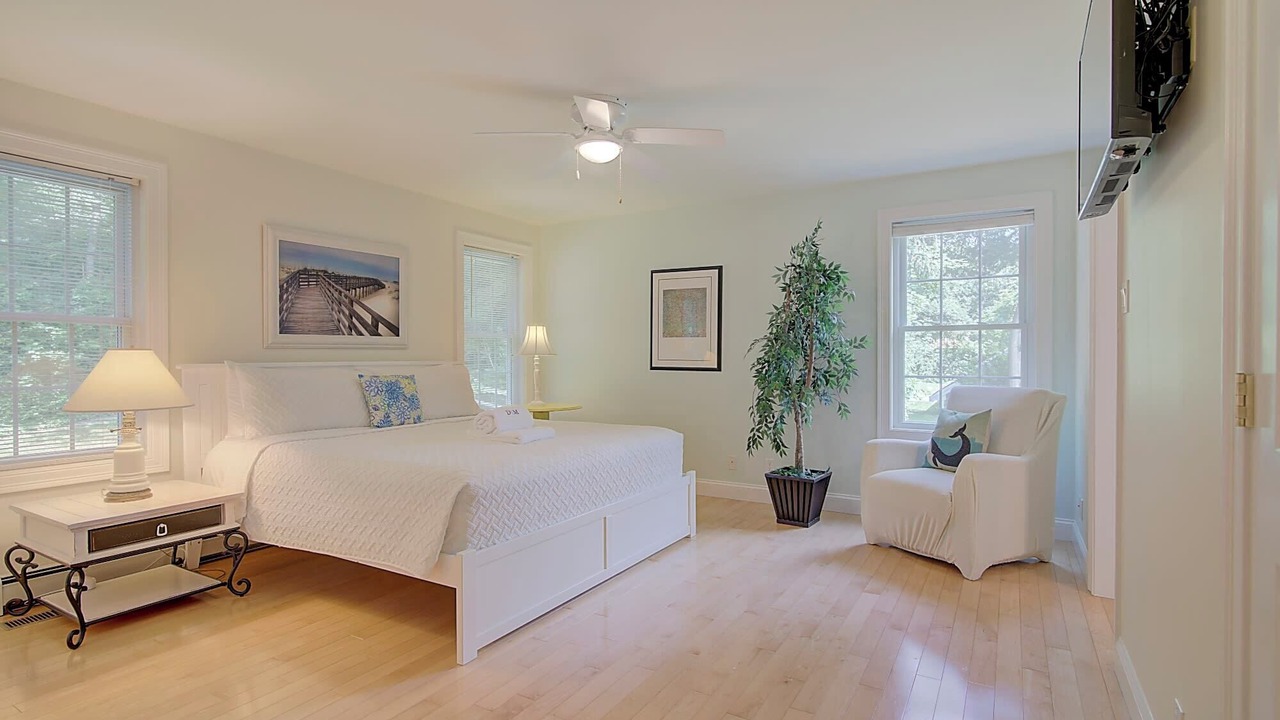 Photo of Bedroom in Brewster