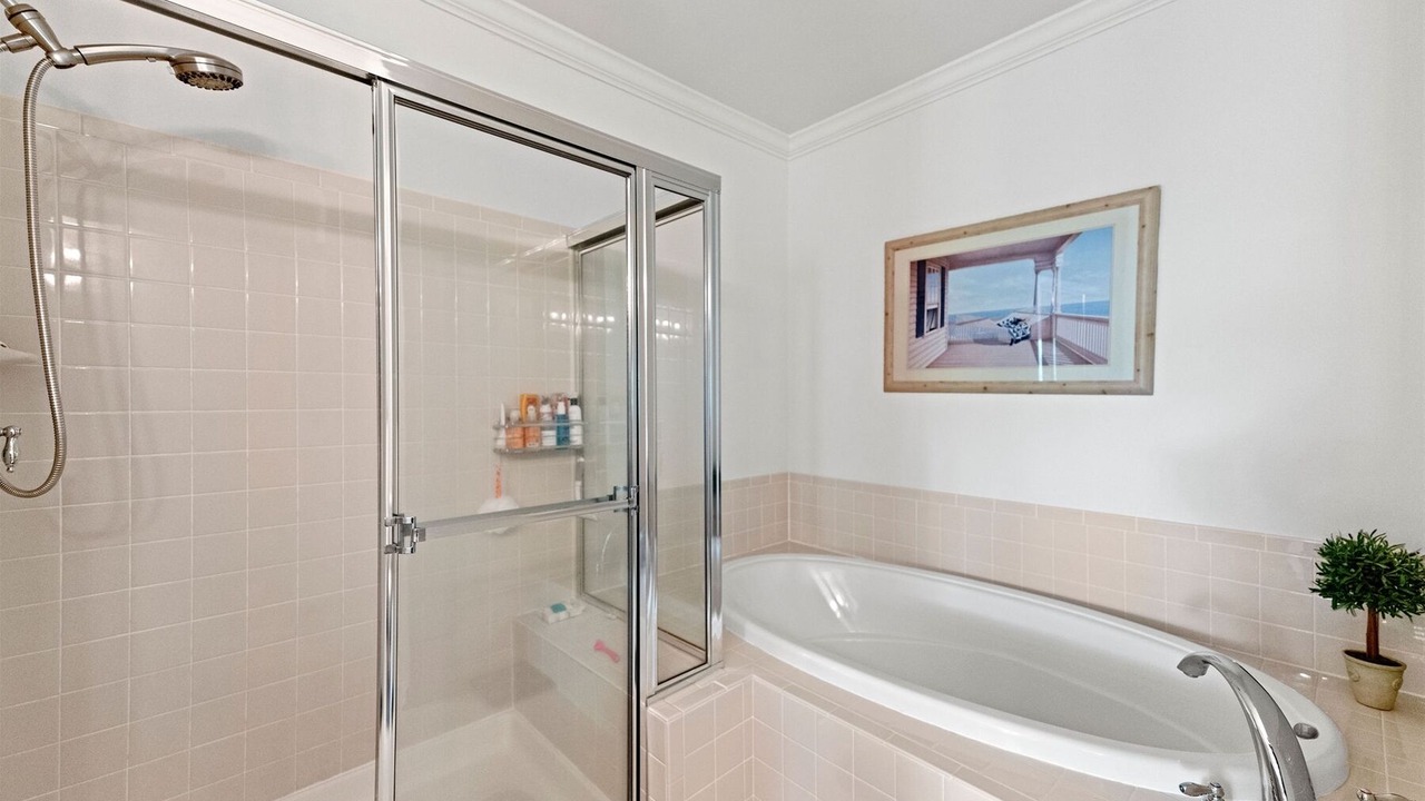 Photo of Bathroom in Sunset Island