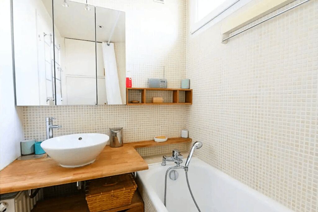 Photo of Bathroom in 14th Arrondissement