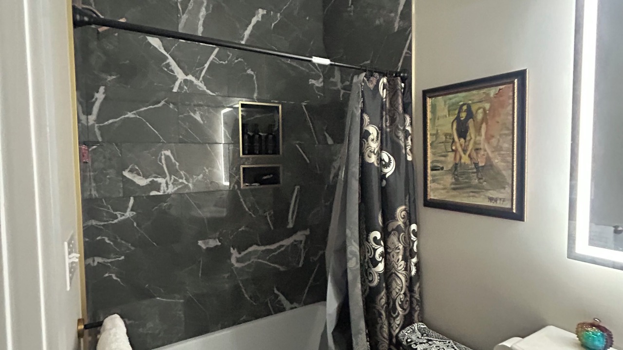 Photo of Bathroom in Crowley