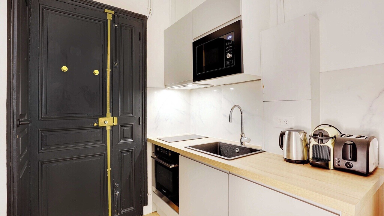 Photo of Kitchen in 8th Arrondissement