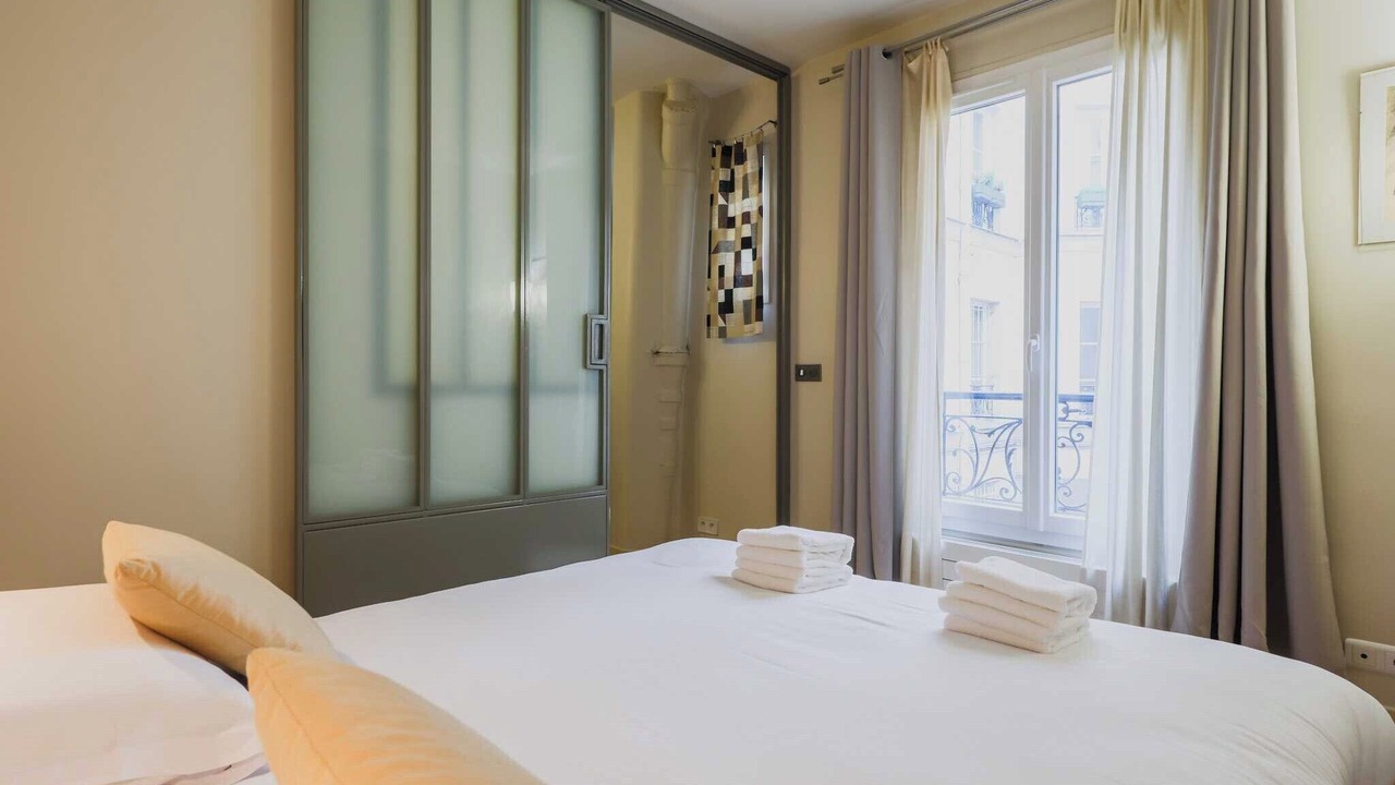 Photo of Bedroom in Quartier de la Plaine-de-Monceaux