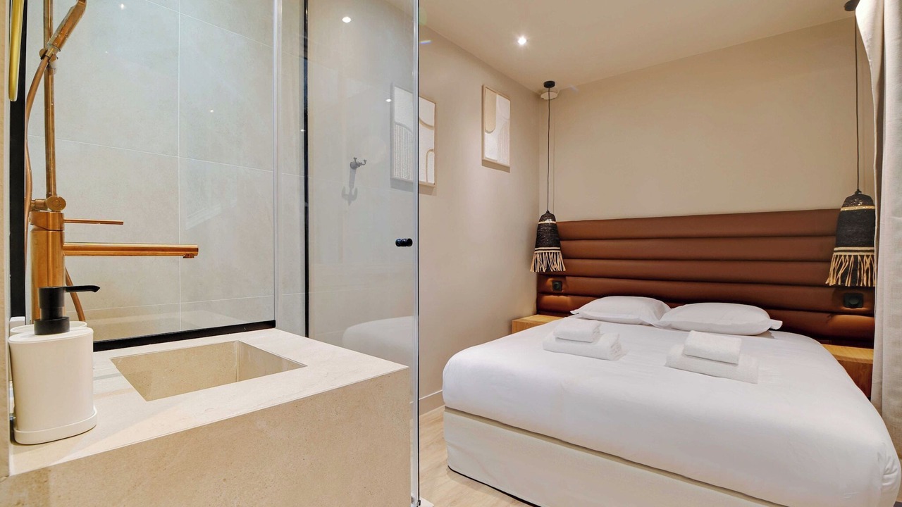 Photo of Bedroom in Saint-Merri