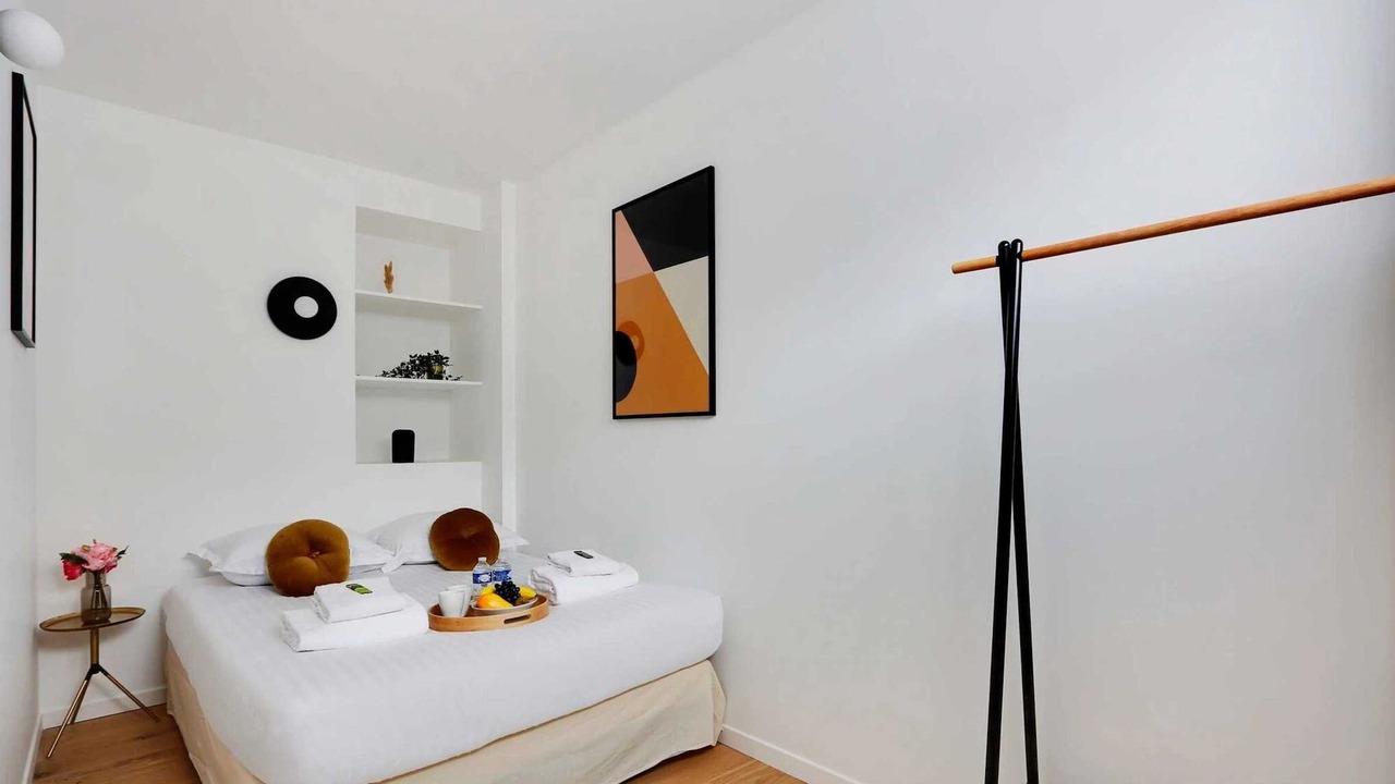 Photo of Bedroom in 15th Arrondissement