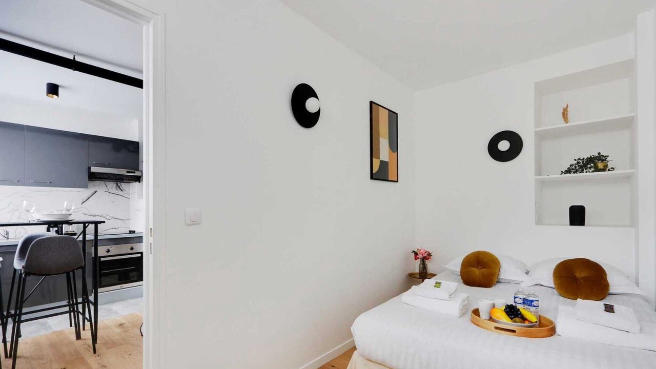 Photo of Bedroom in 15th Arrondissement