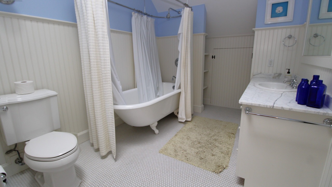 Photo of Bathroom in Brewster