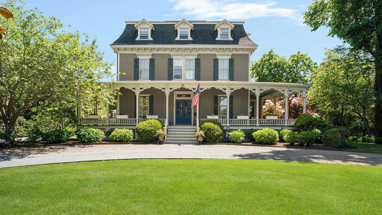 Photo of Outdoor in Bellevue Avenue Historic District