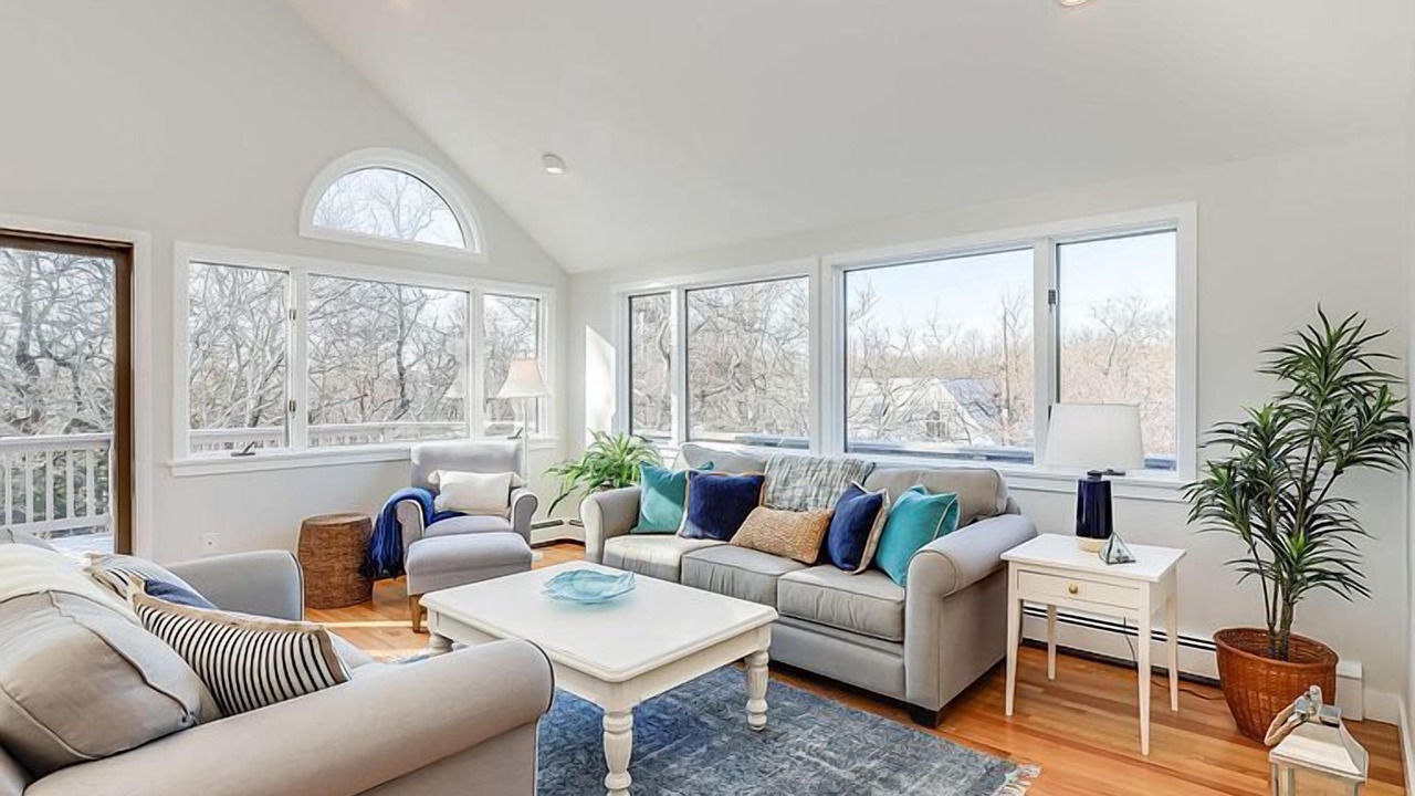 Photo of Livingroom in Dennis