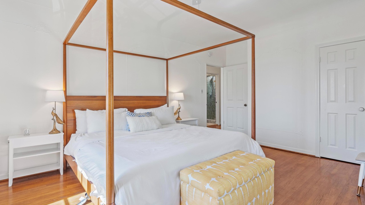 Photo of Bedroom in Beachwood Canyon