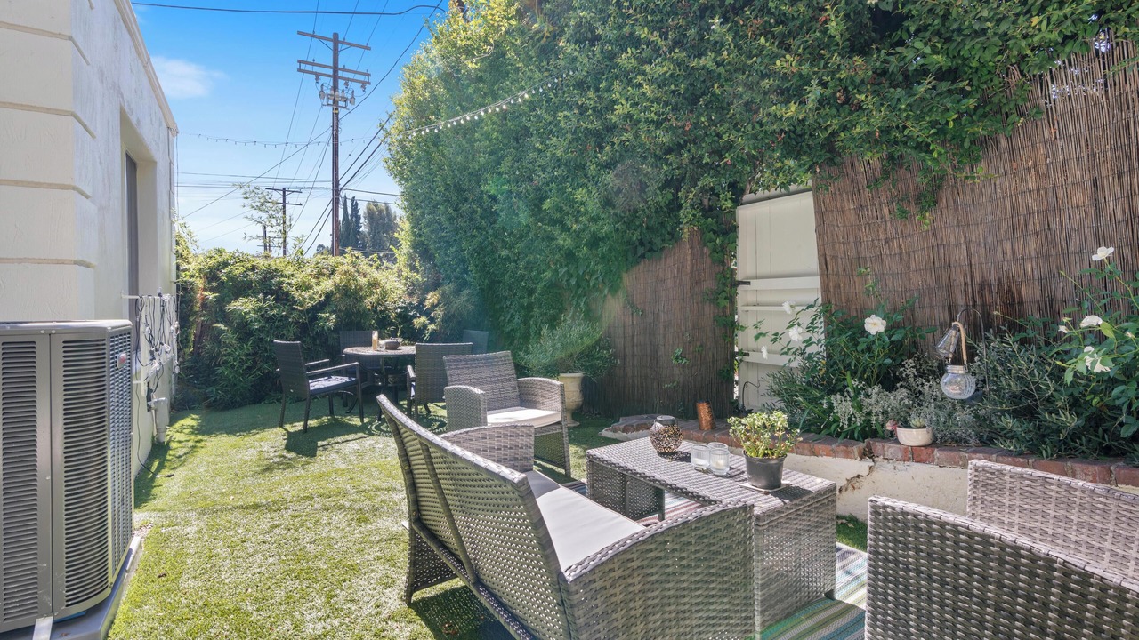 Photo of Outdoor in Beachwood Canyon