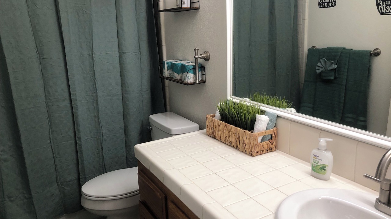 Photo of Bathroom in Pumpkin Center