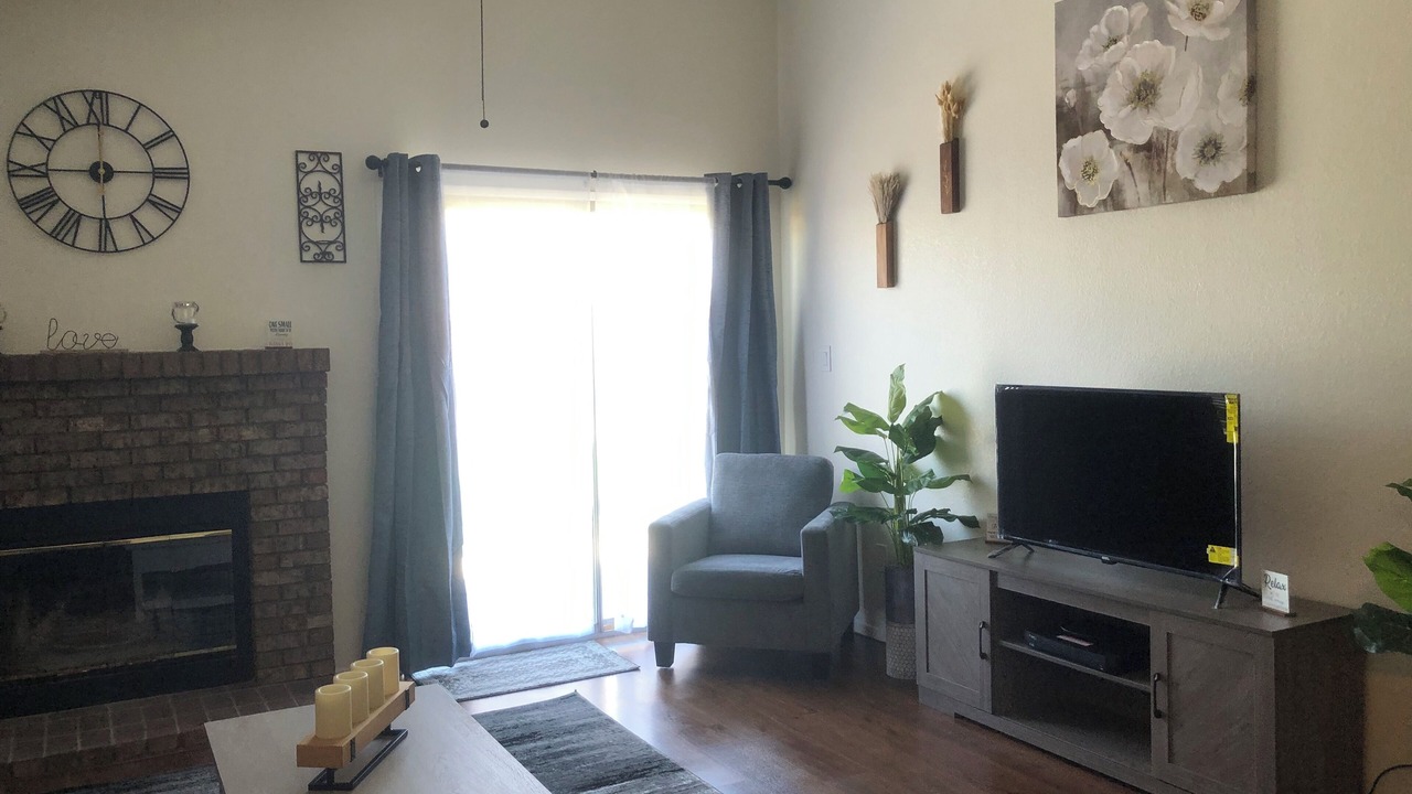 Photo of Livingroom in Pumpkin Center
