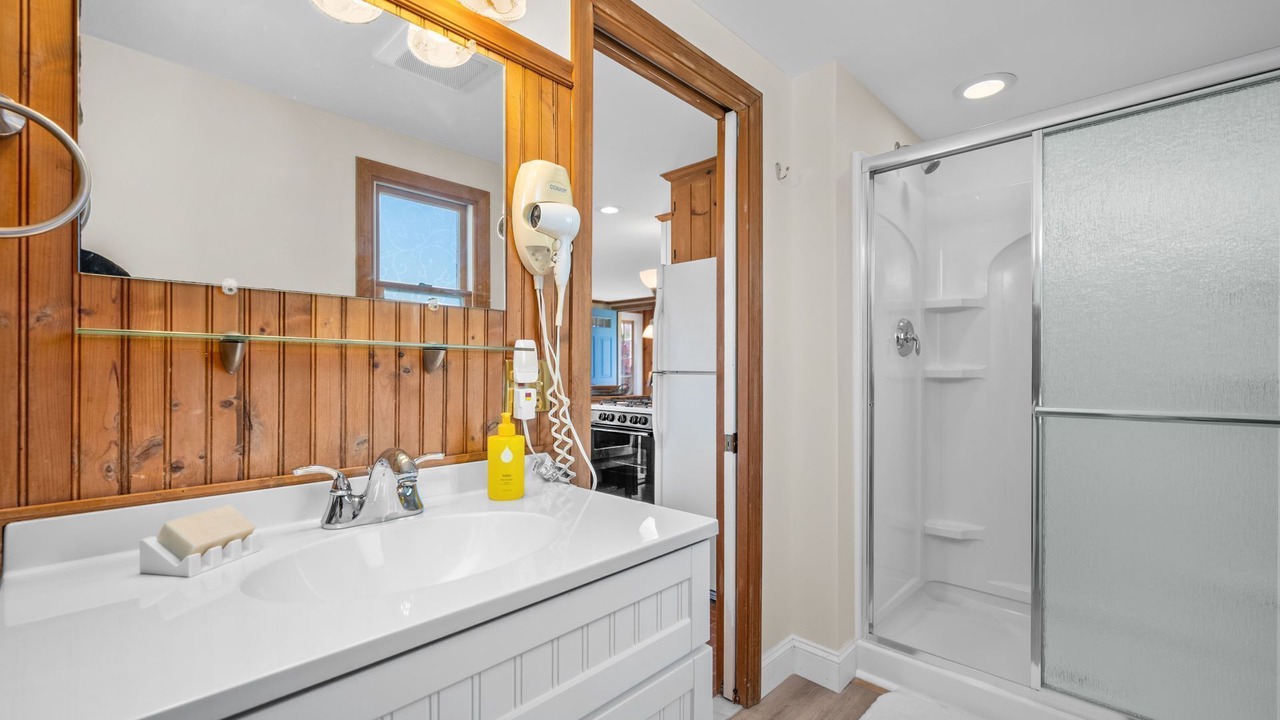 Photo of Bathroom in Sandwich