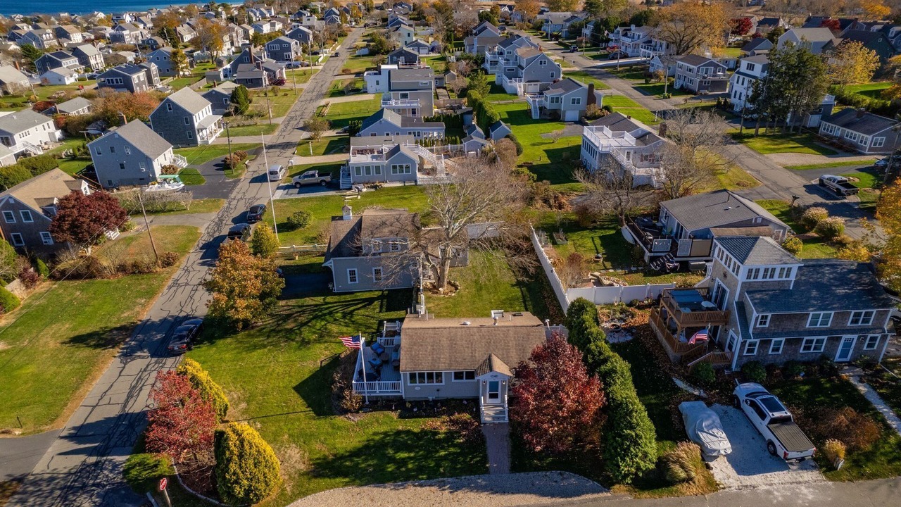 Photo of Others in Sandwich