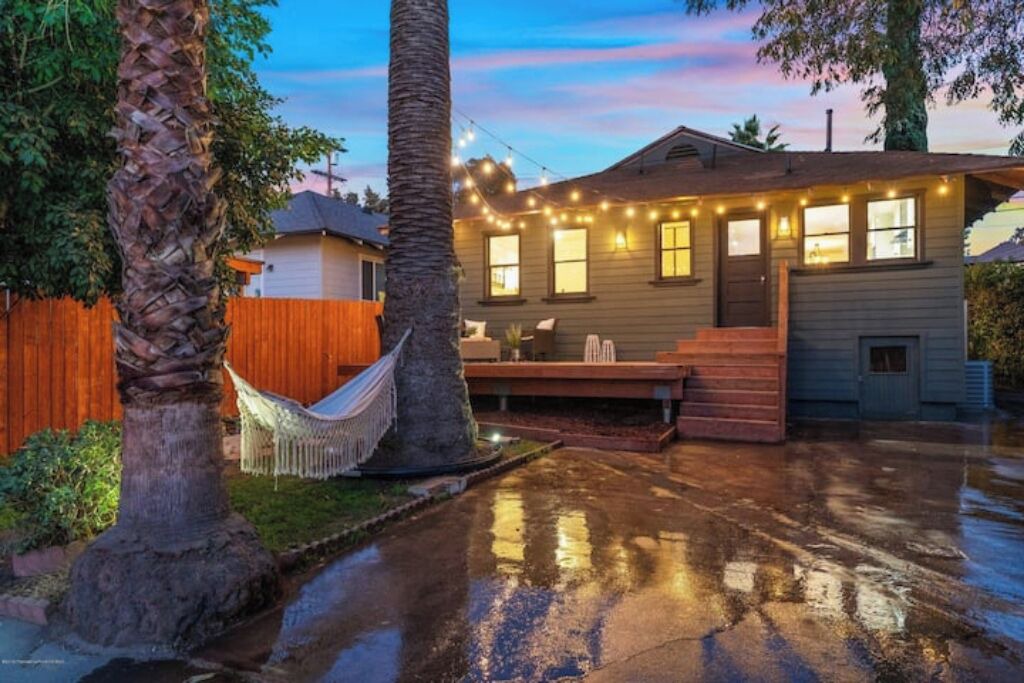 Photo of Outdoor in Highland Park