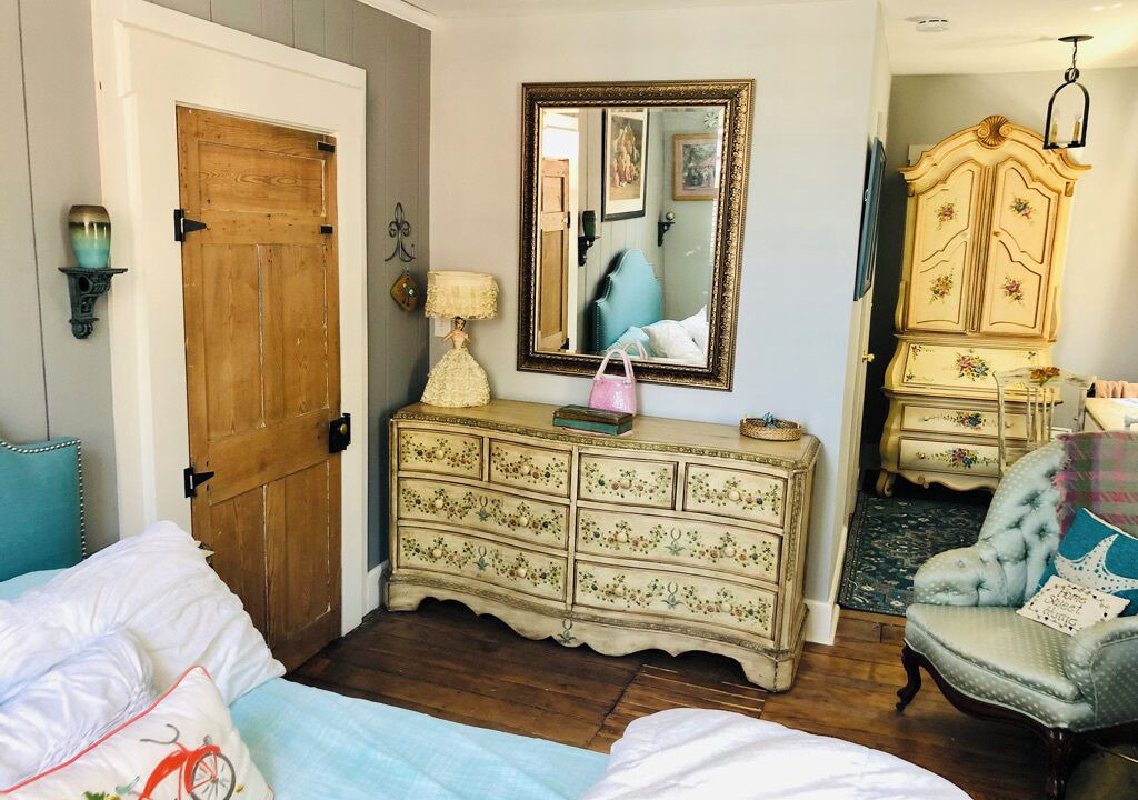 Photo of Bedroom in Historic District