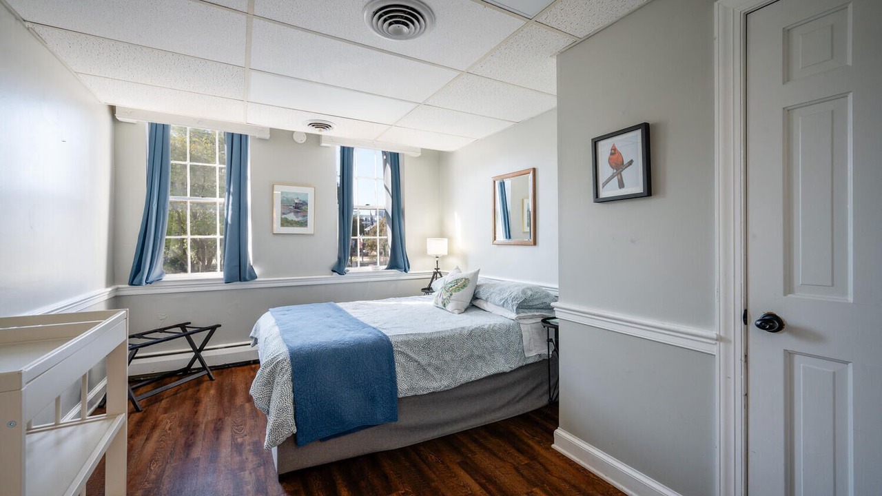 Photo of Bedroom in Old Town Alexandria