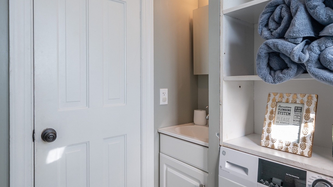 Photo of Bathroom in Old Town Alexandria