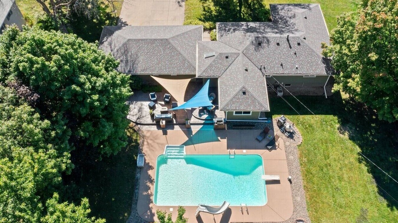 Photo of Outdoor in Burnsville