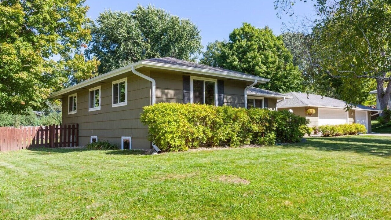 Photo of Outdoor in Burnsville