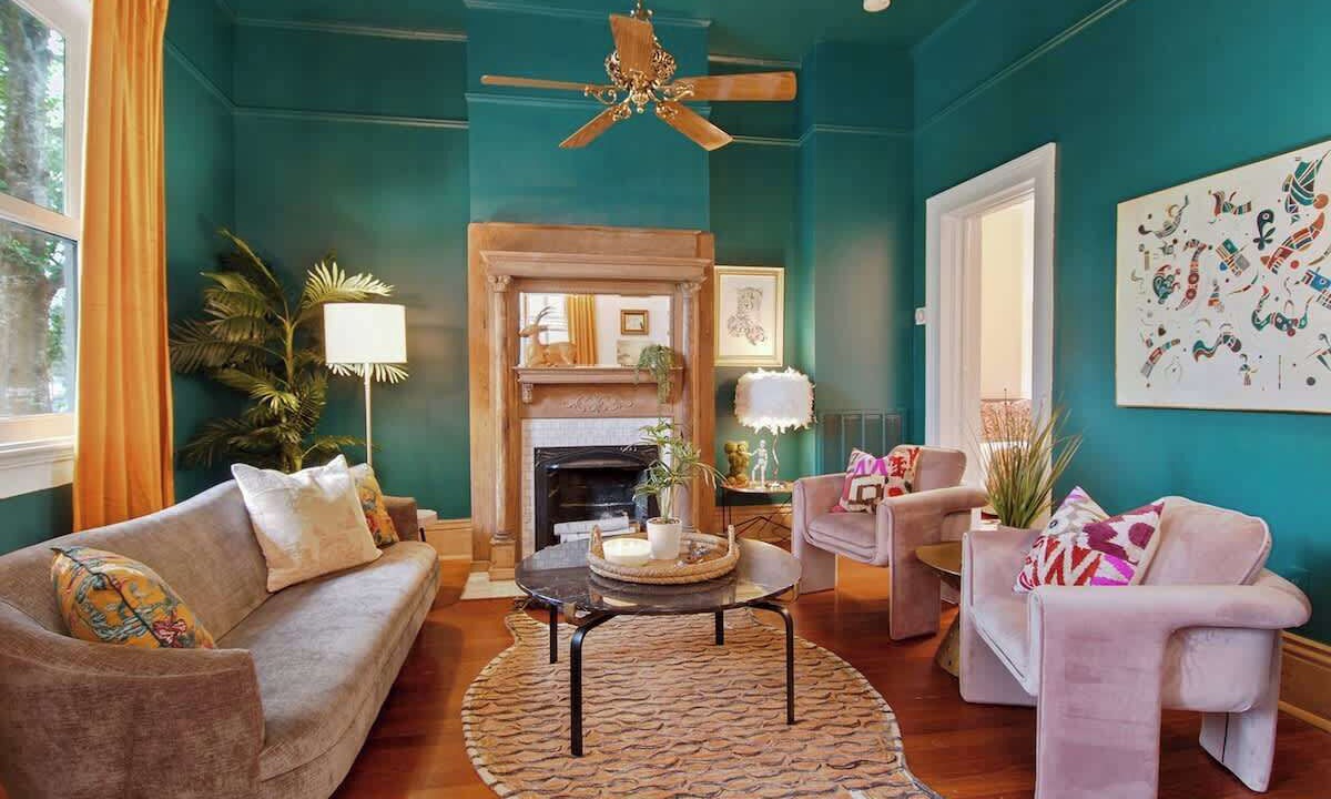 Photo of Livingroom in Uptown Historic District
