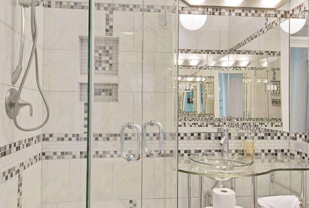 Photo of Bathroom in Uptown Historic District