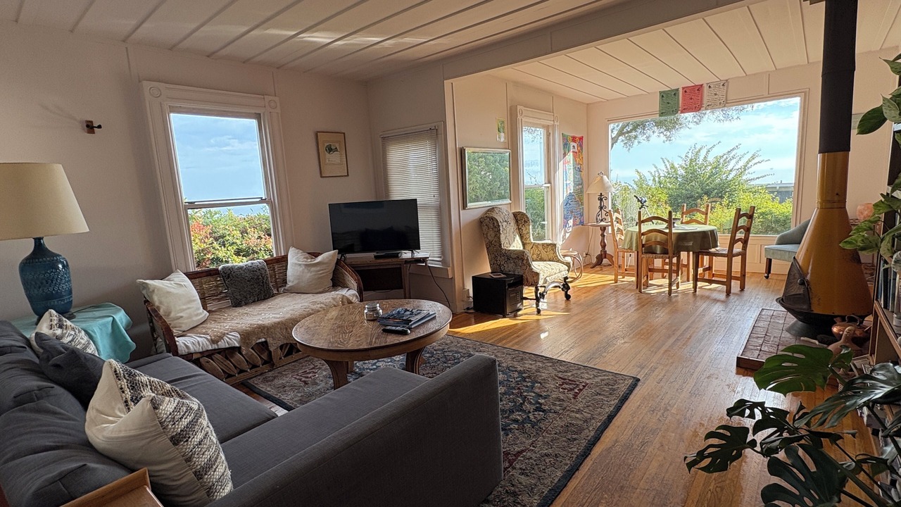Photo of Livingroom in Santa Barbara