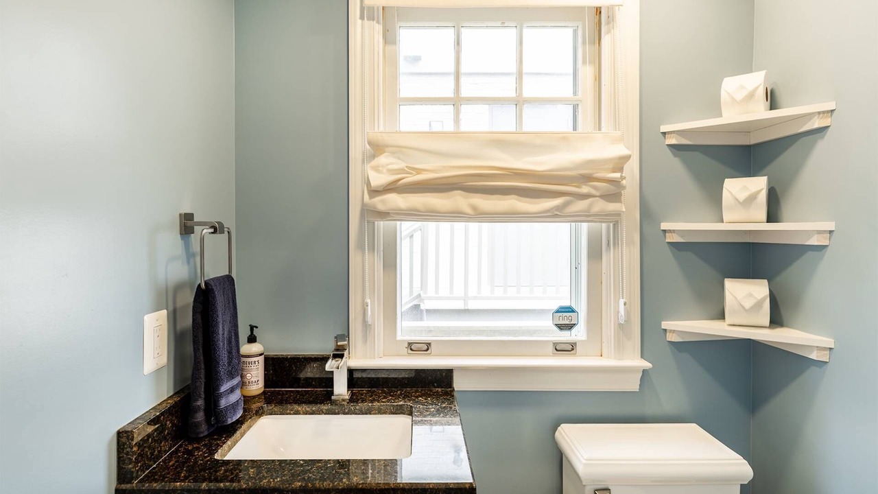 Photo of Bedroom in Historic District
