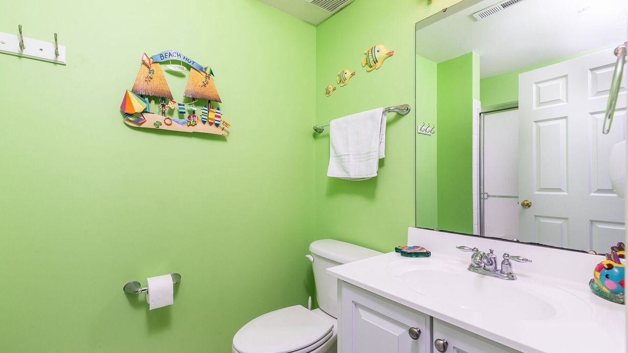 Photo of Bathroom in Sunset Island