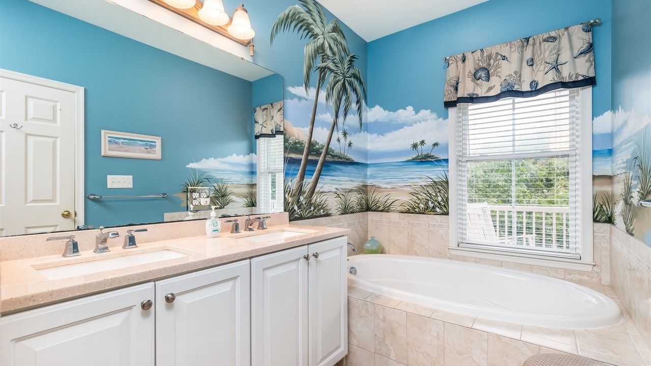 Photo of Bathroom in Sunset Island