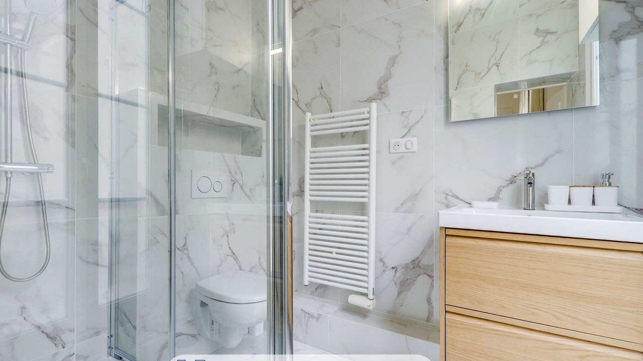 Photo of Bathroom in Chaussee-d'Antin
