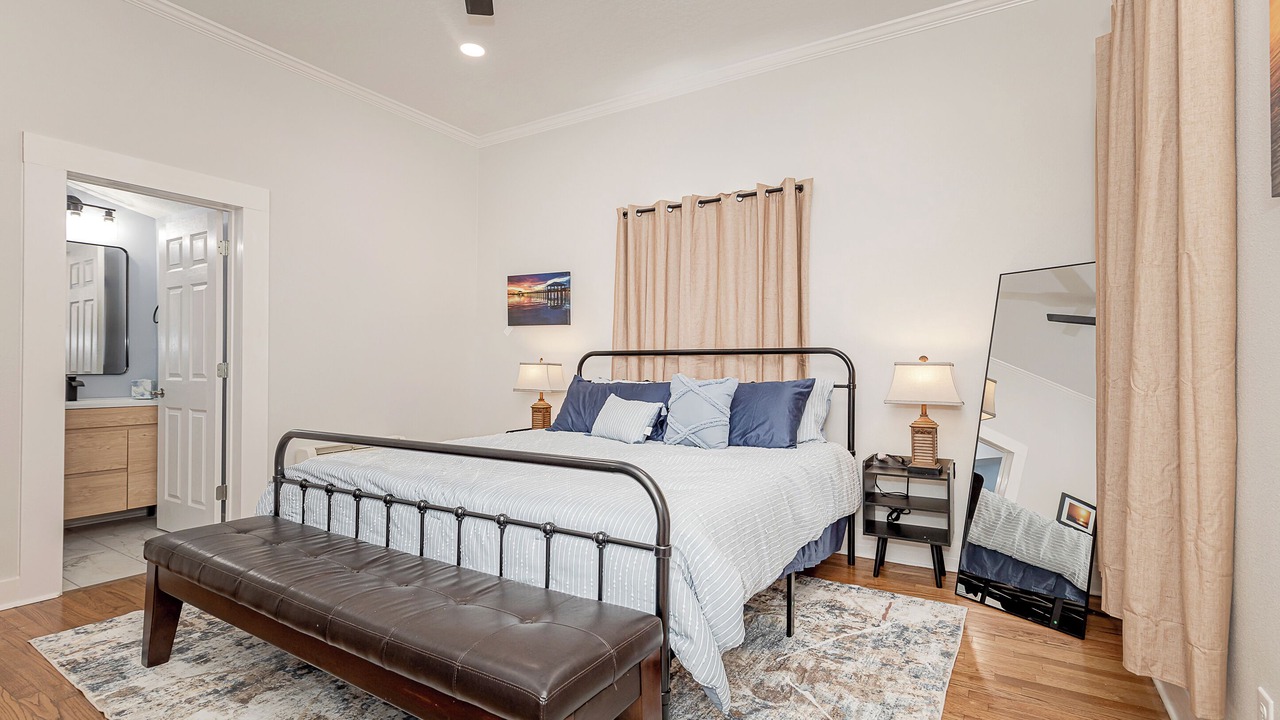 Photo of Bedroom in Biloxi