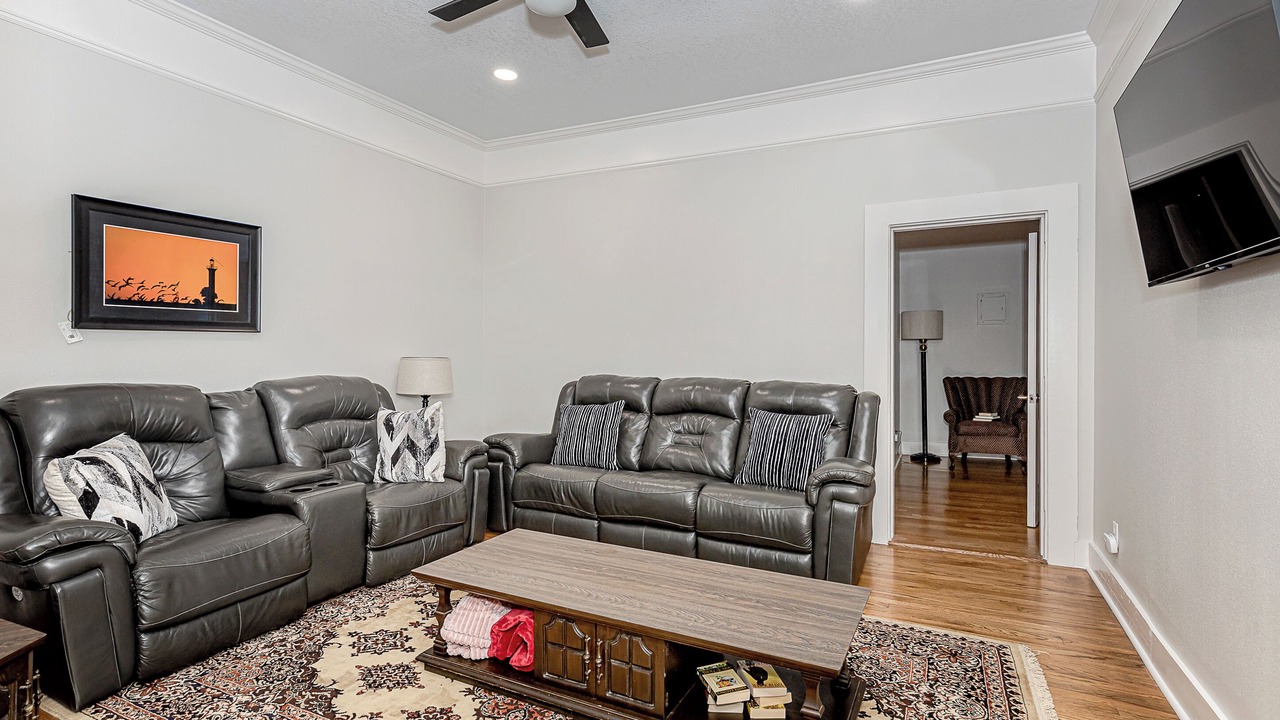 Photo of Livingroom in Biloxi