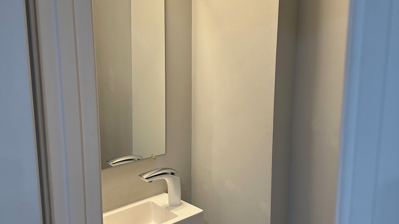 Photo of Bathroom in Anacostia