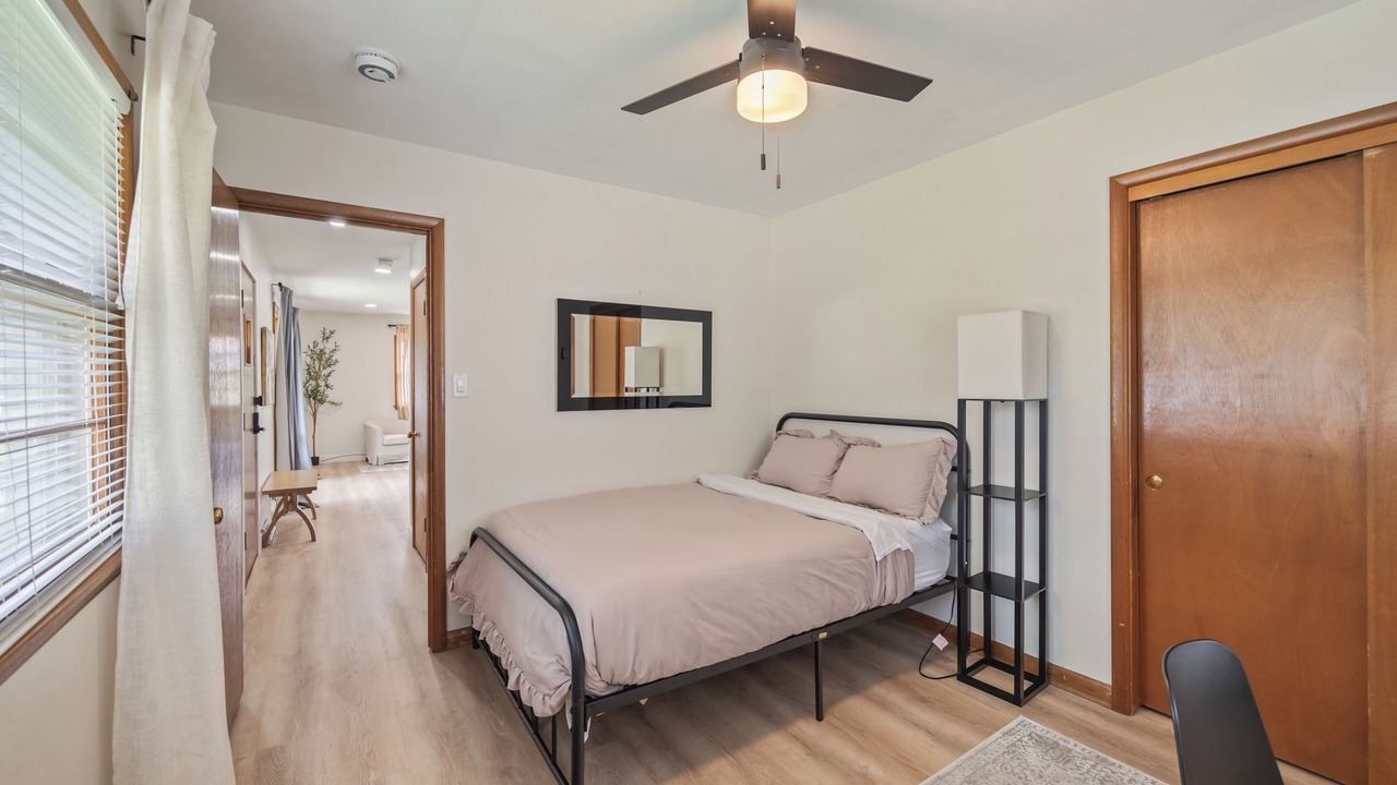 Photo of Bedroom in Des Moines