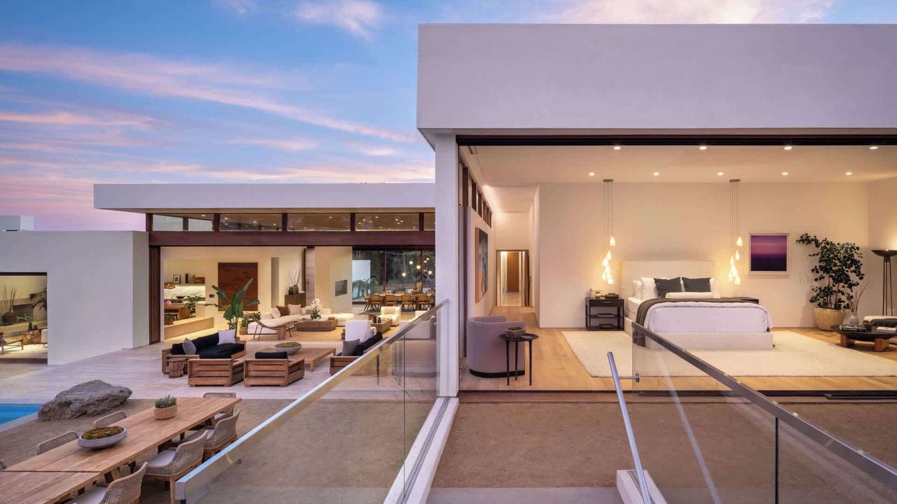 Photo of Bedroom in Central Malibu