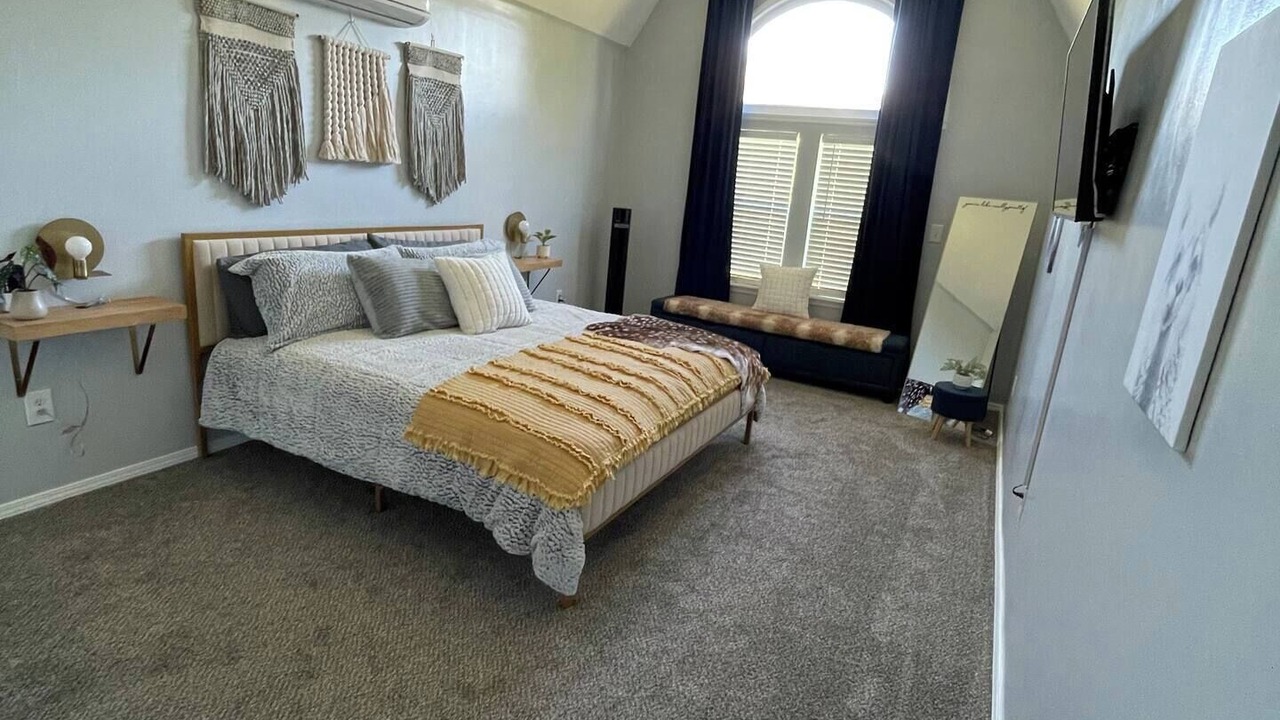Photo of Bedroom in Hattiesburg