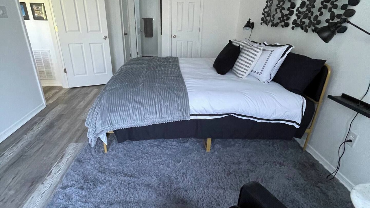Photo of Bedroom in Hattiesburg