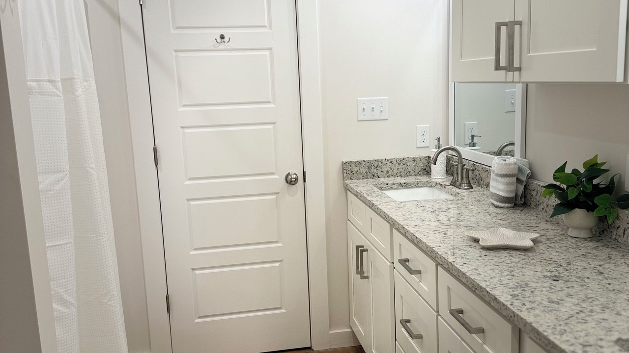 Photo of Bathroom in Shoreline Park