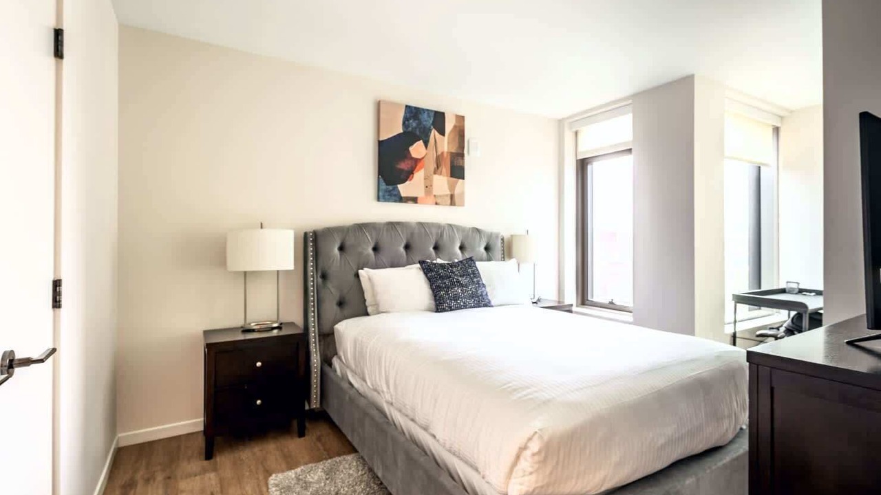Photo of Bedroom in Seaport District