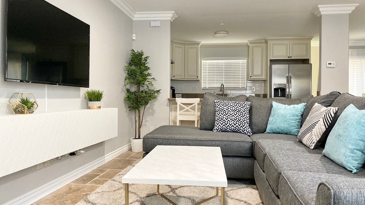 Photo of Livingroom in Placentia
