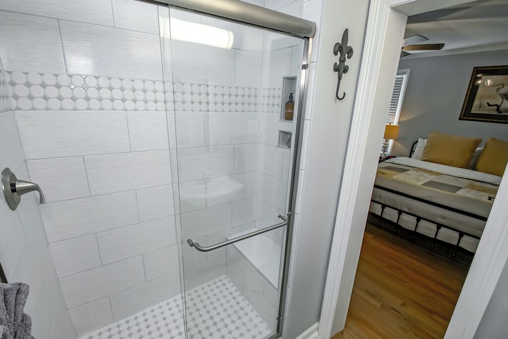 Photo of Bathroom in Highlands - Perkins
