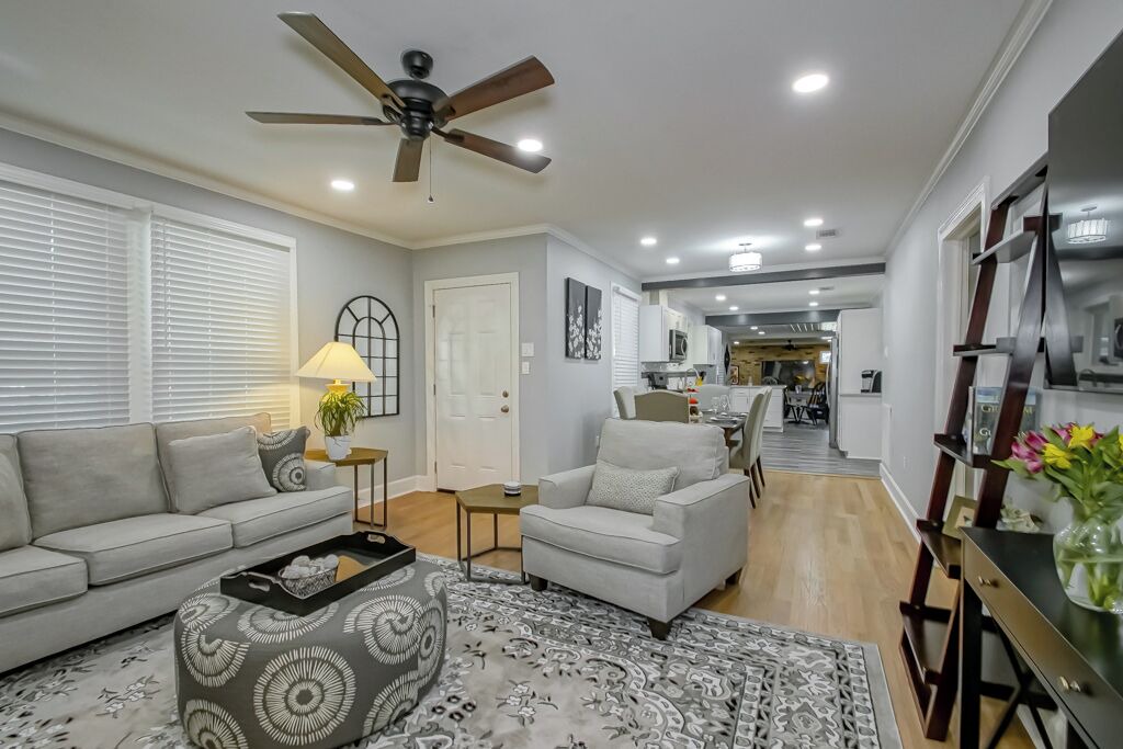 Photo of Livingroom in Highlands - Perkins